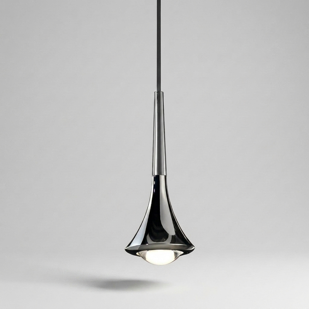 AquaSphere – Artistic Pendant Light for Cozy Atmospheres