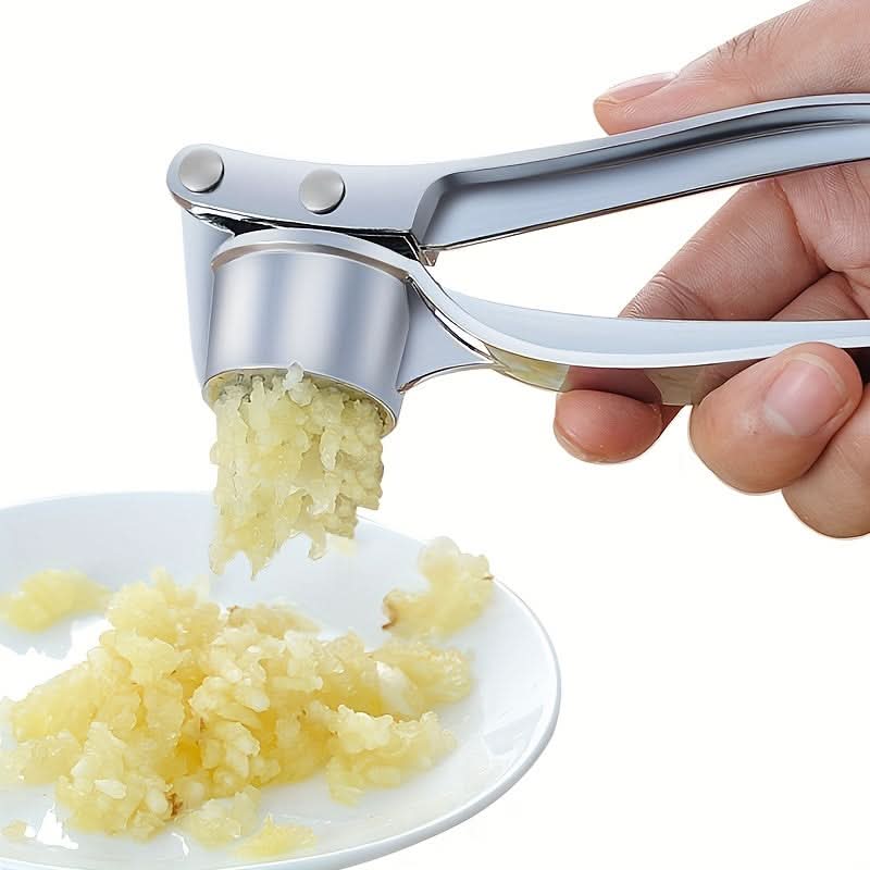GarlicMaster – Sturdy Garlic Press for Effortless Crushing