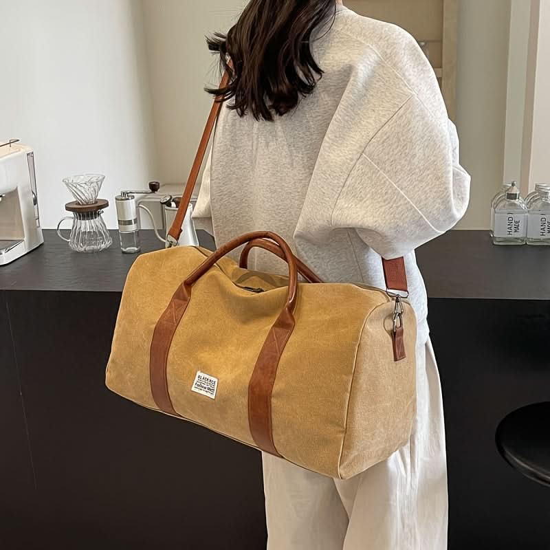 Timeless Travel Companion – Vintage-Inspired Weekender Bag