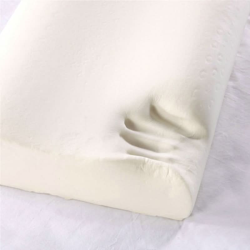 CloudNest – Adaptive Neck Pillow for Ultimate Comfort