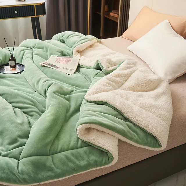 Cozy Haven – Plush Fleece Blanket for Ultimate Comfort