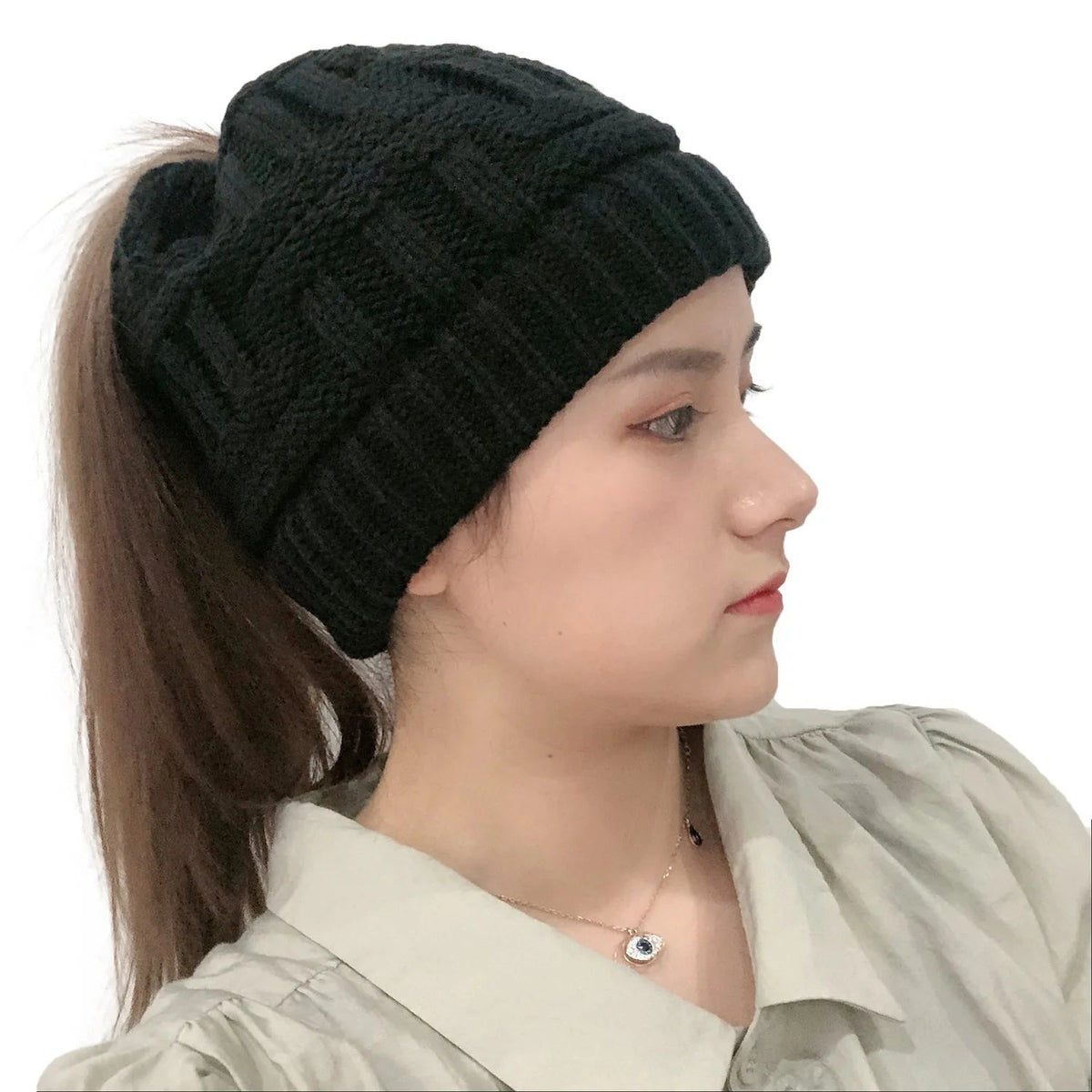 Chic Winter Knit Beanie for Ponytails - Stylish & Cozy