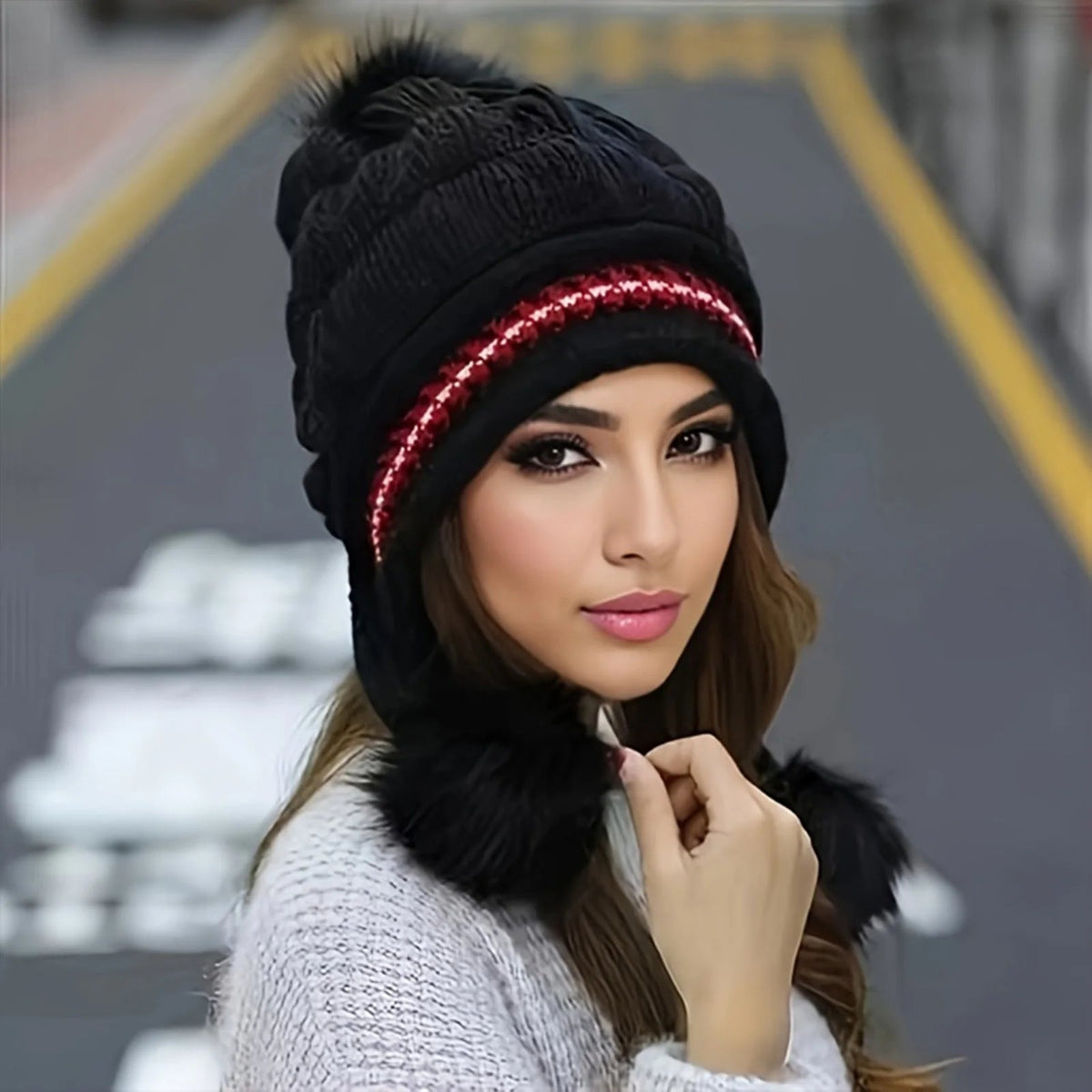 Cozy Fleece-Lined Winter Beanie with Fluffy Pom Pom