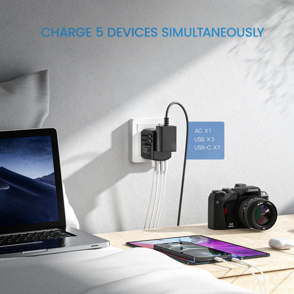 Global Travel Power Hub with USB Charging Ports