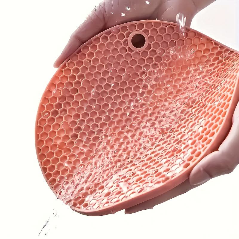 SafeGrip – Versatile Heat-Resistant Silicone Mats Set
