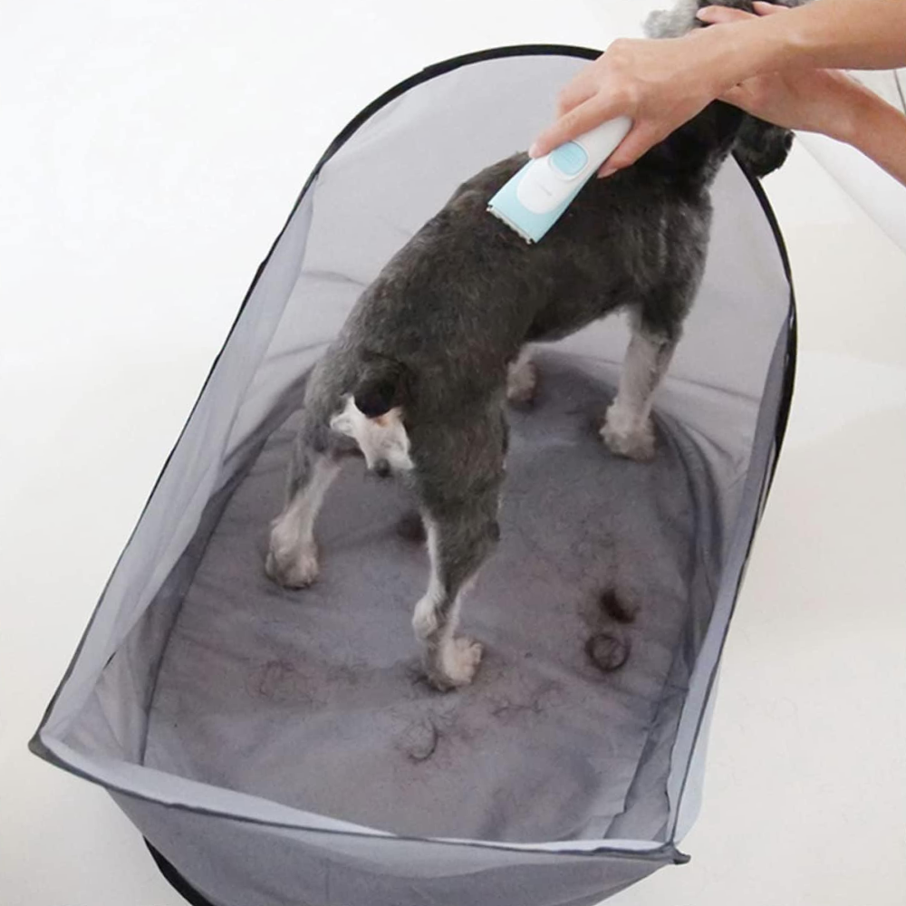 Water-Resistant Pet Grooming Cape for Hassle-Free Fur Cleanup