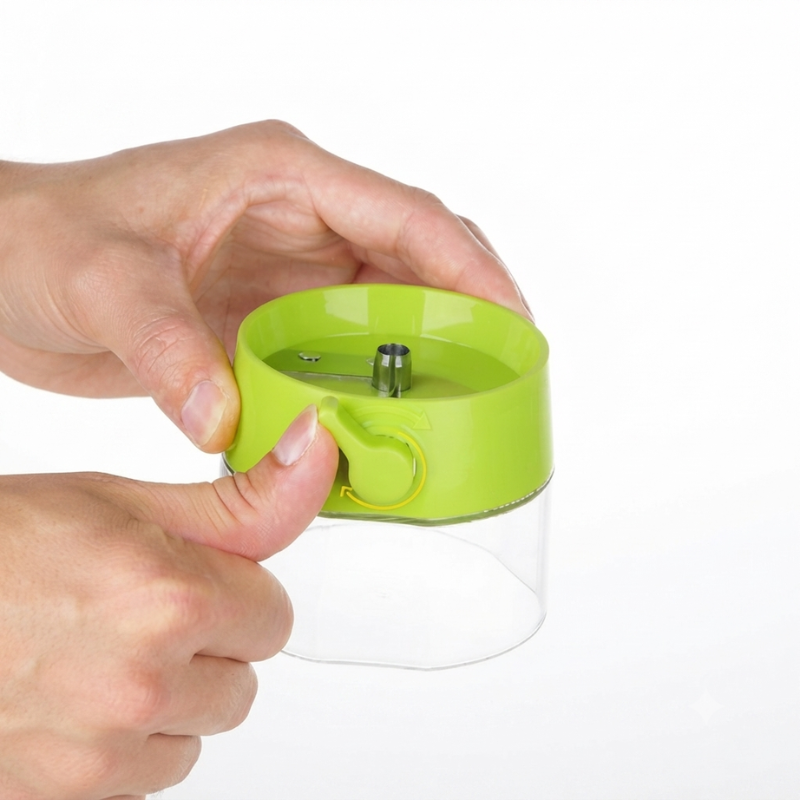 Veggie Twister: Manual Spiral Slicer with 4 Blade Options