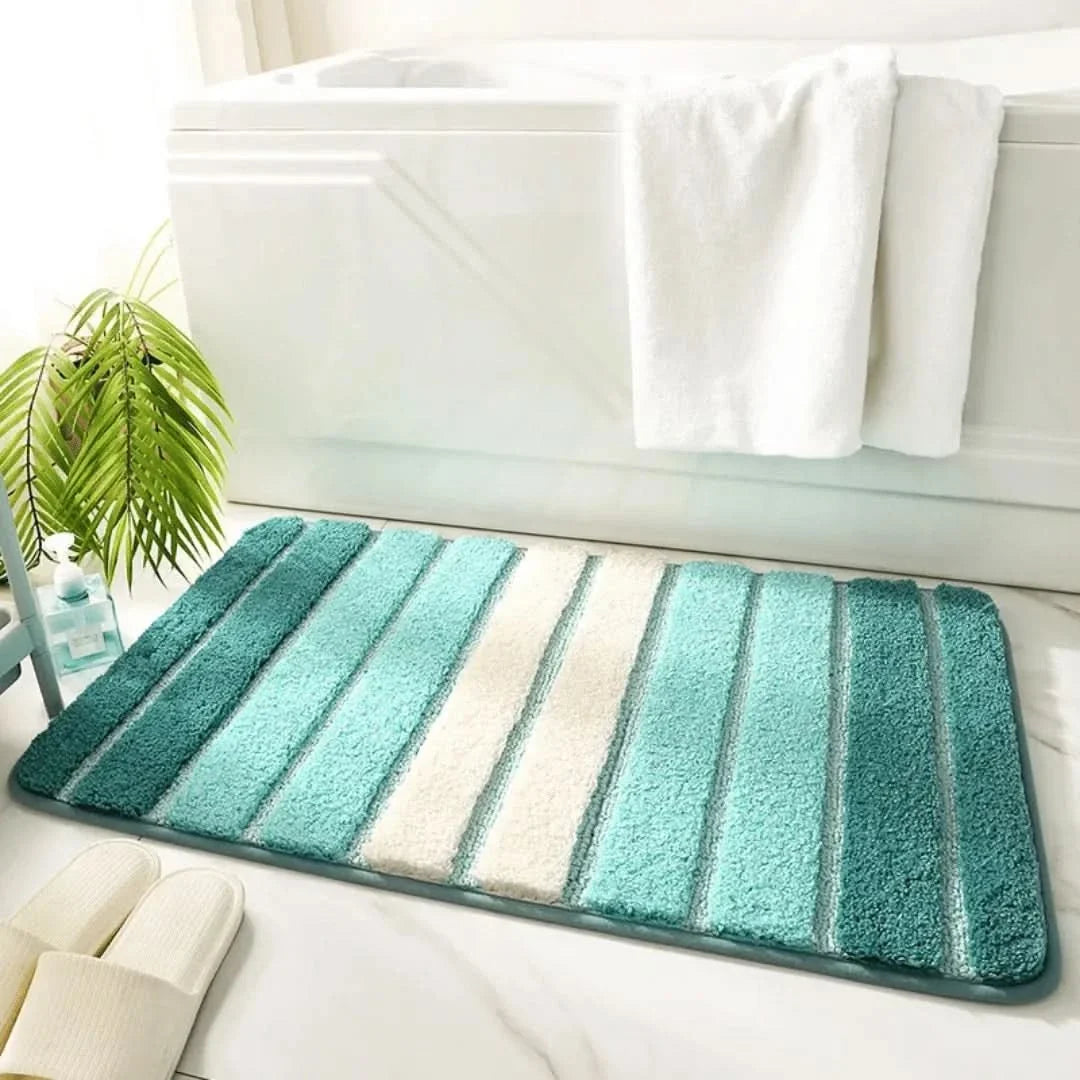Plush Serenity – Luxurious Bath Mat with Secure Grip