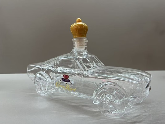 Classic Racer Whiskey Decanter – Unique Glass Bar Accent