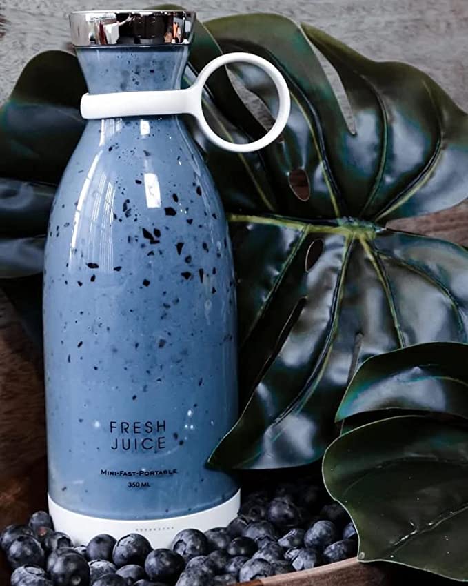 On-the-Go Smoothie Maker - Rechargeable Mini Blender
