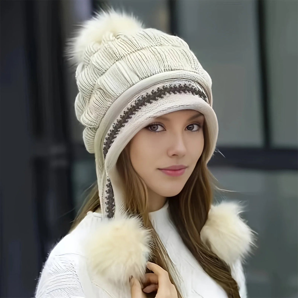 Cozy Fleece-Lined Winter Beanie with Fluffy Pom Pom