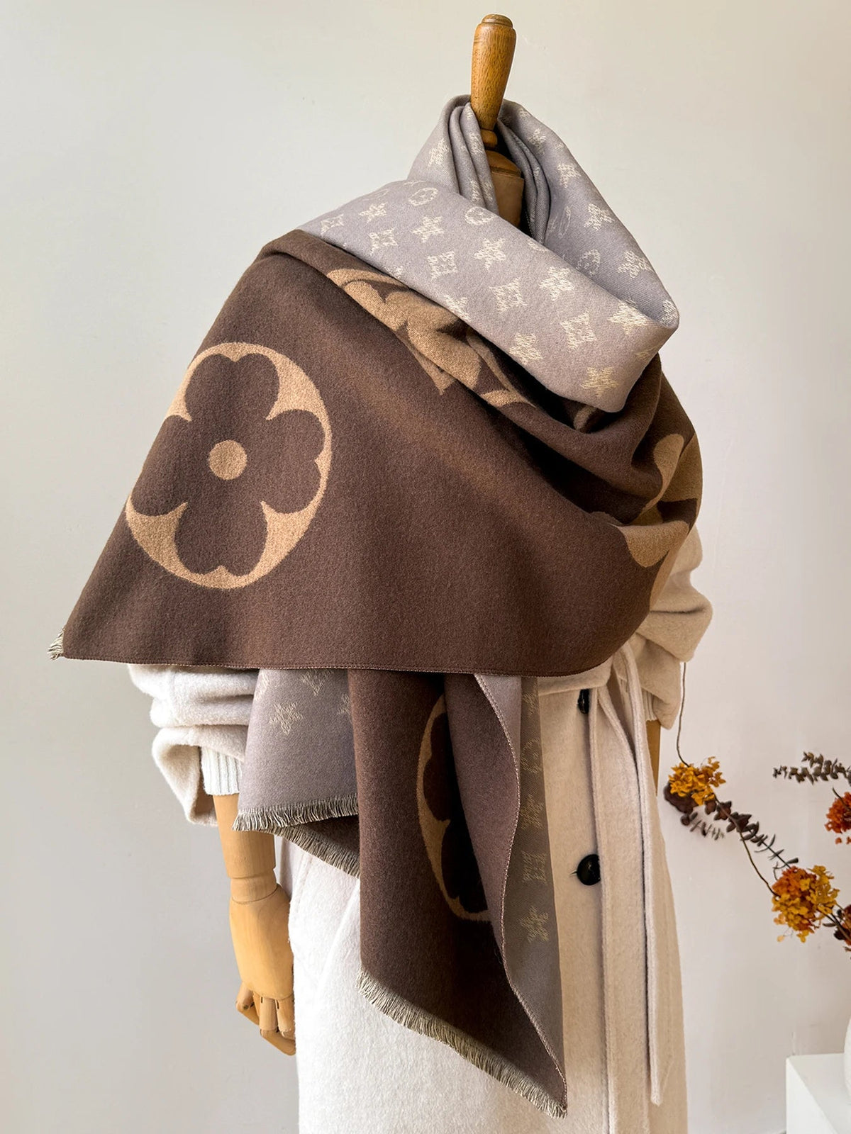 Elegant Velvet Touch Winter Scarf for Ultimate Warmth