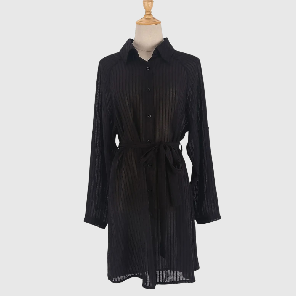Coastal Breeze – Chic Beach Cover-Up for Effortless Style