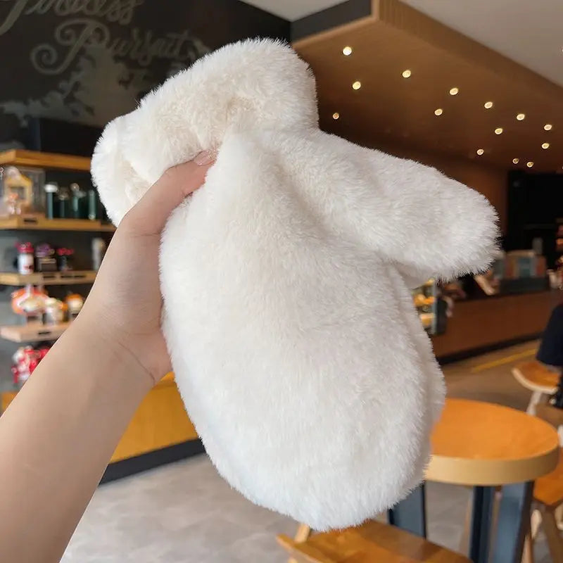 Cozy Comfort Mittens – Stylish Winter Hand Warmers