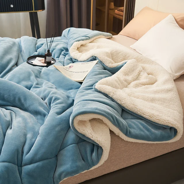 Cozy Haven – Plush Fleece Blanket for Ultimate Comfort