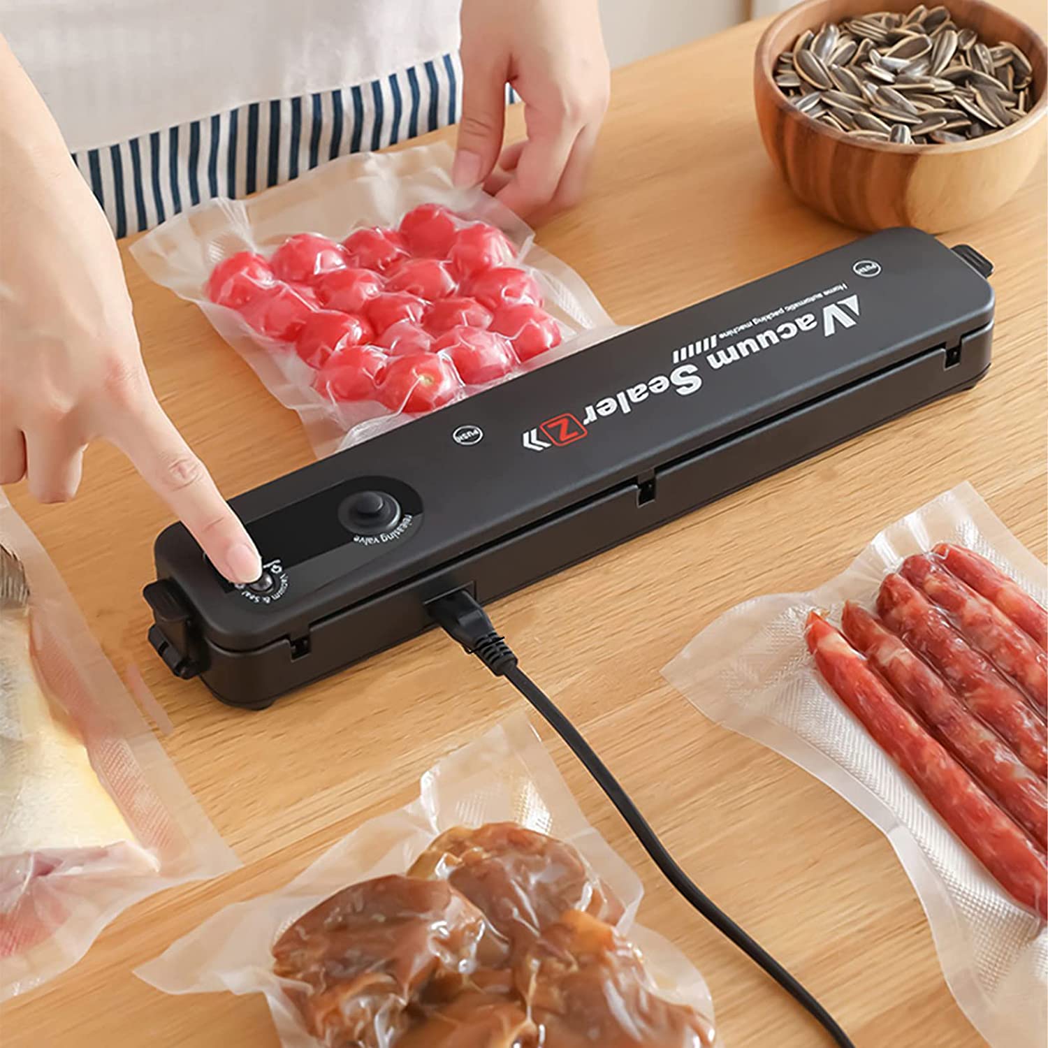 Smart Vacuum Sealer for Fresh Food Preservation