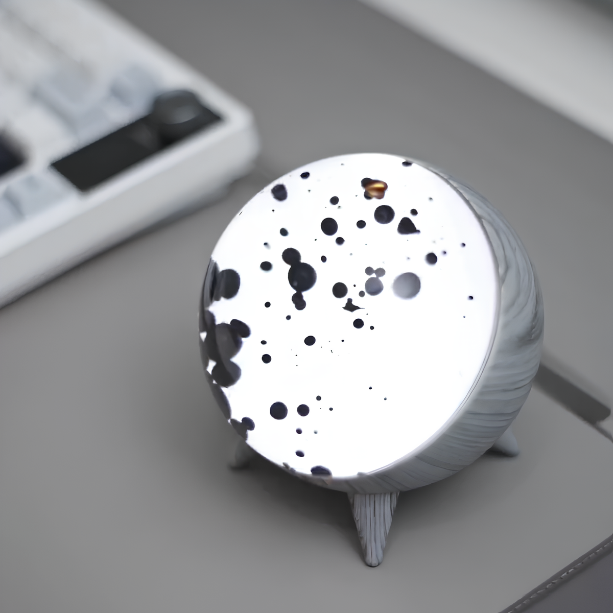 Ferrofluid Display with Music Reaction - Magnetic Pulse Visualizer
