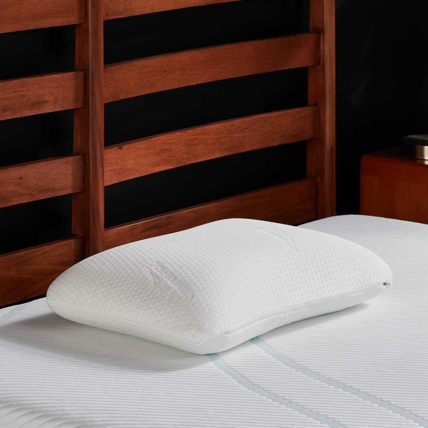 Adaptive Comfort Pillow for Restful Sleep