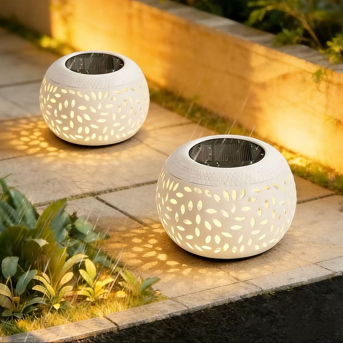 LumaGlow – Portable Solar-Powered Table Lamp for Outdoor Ambiance