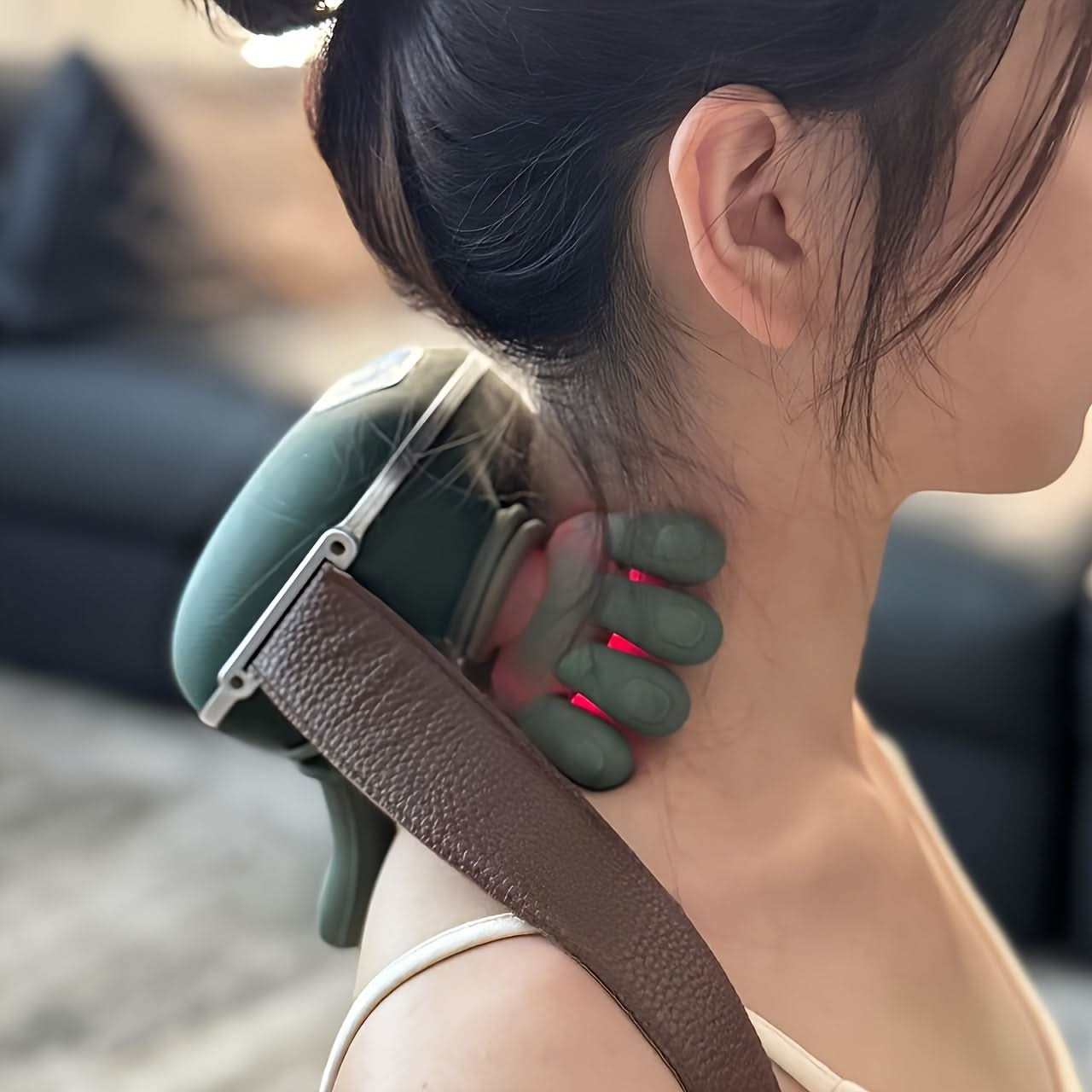 Travel-Friendly 8-Tip Deep Tissue Massager for Instant Relief