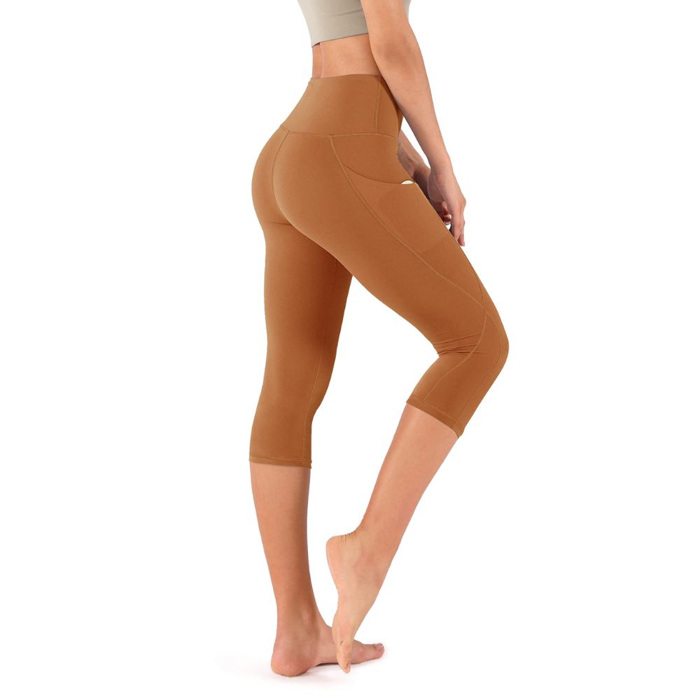 Chic Women's Capri Leggings with Pockets for Active Living