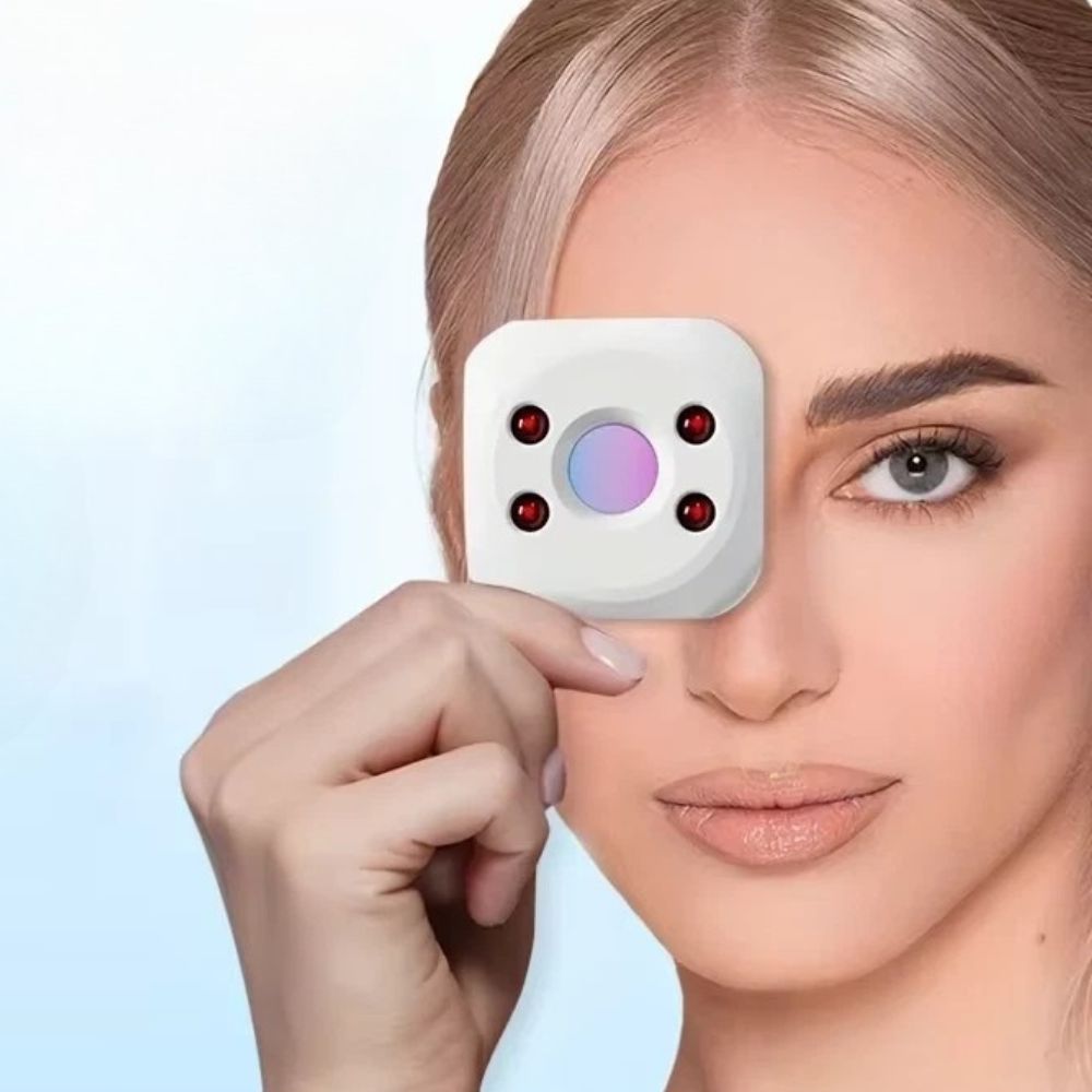 Privacy Guardian: Compact Camera Finder Device