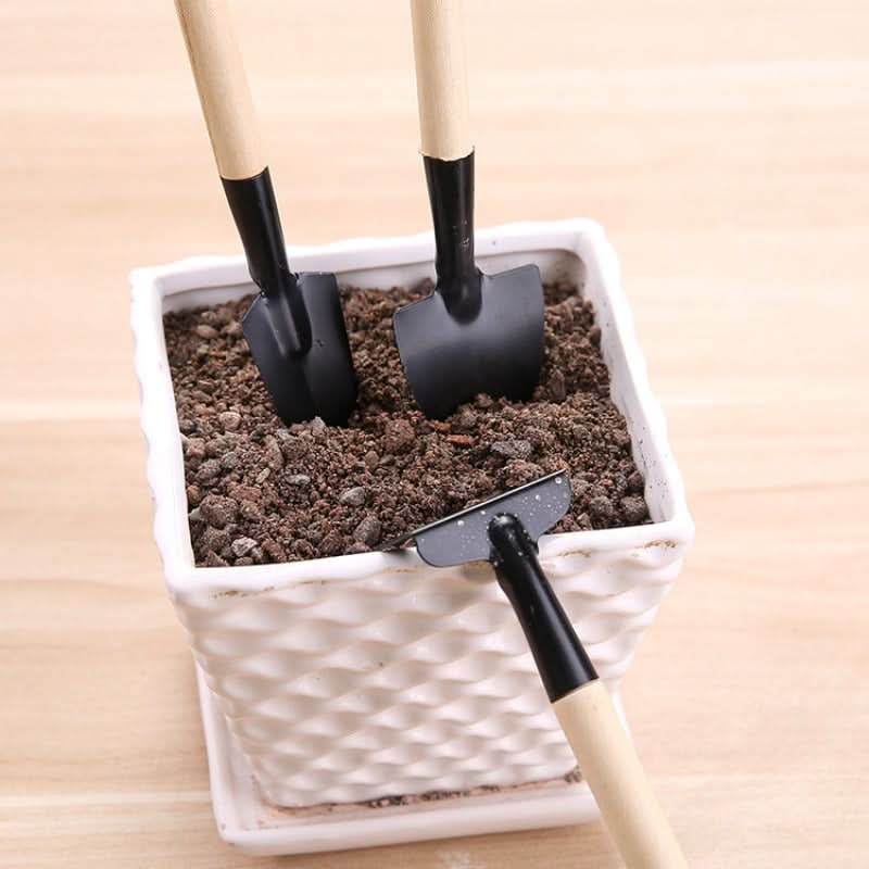 EcoGardener – Essential Hand Tools for Soil Cultivation