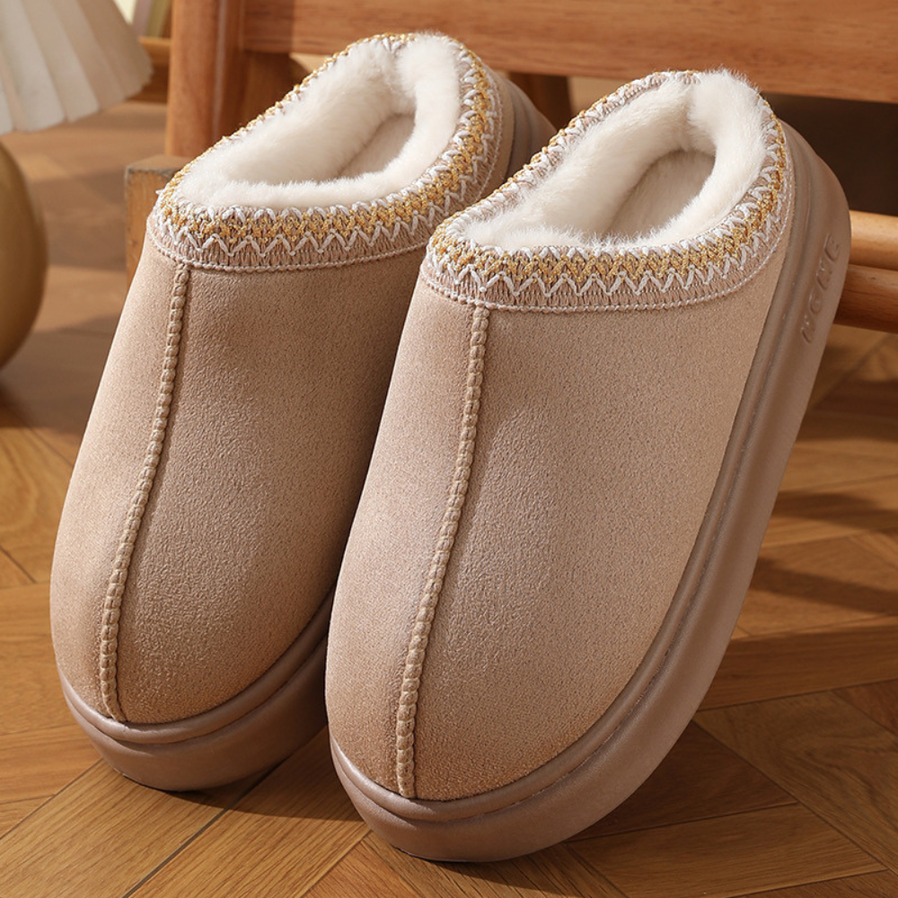 Cozy Chic Platform Slippers for Winter Comfort