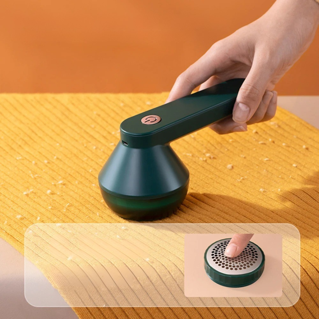 Cordless Fabric Shaver for Effortless Lint Removal