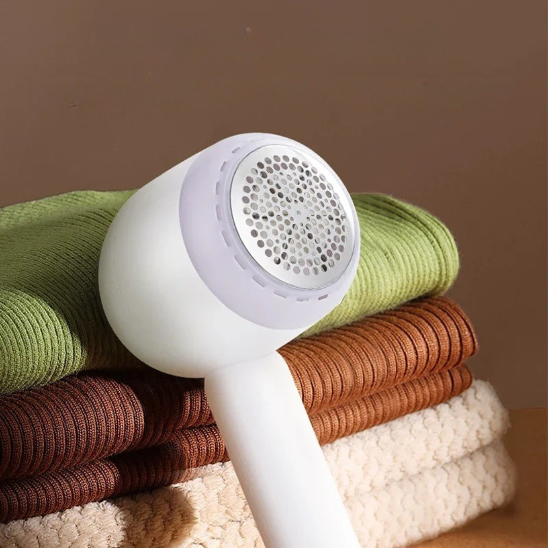 Cordless Fabric Shaver for Effortless Lint Removal
