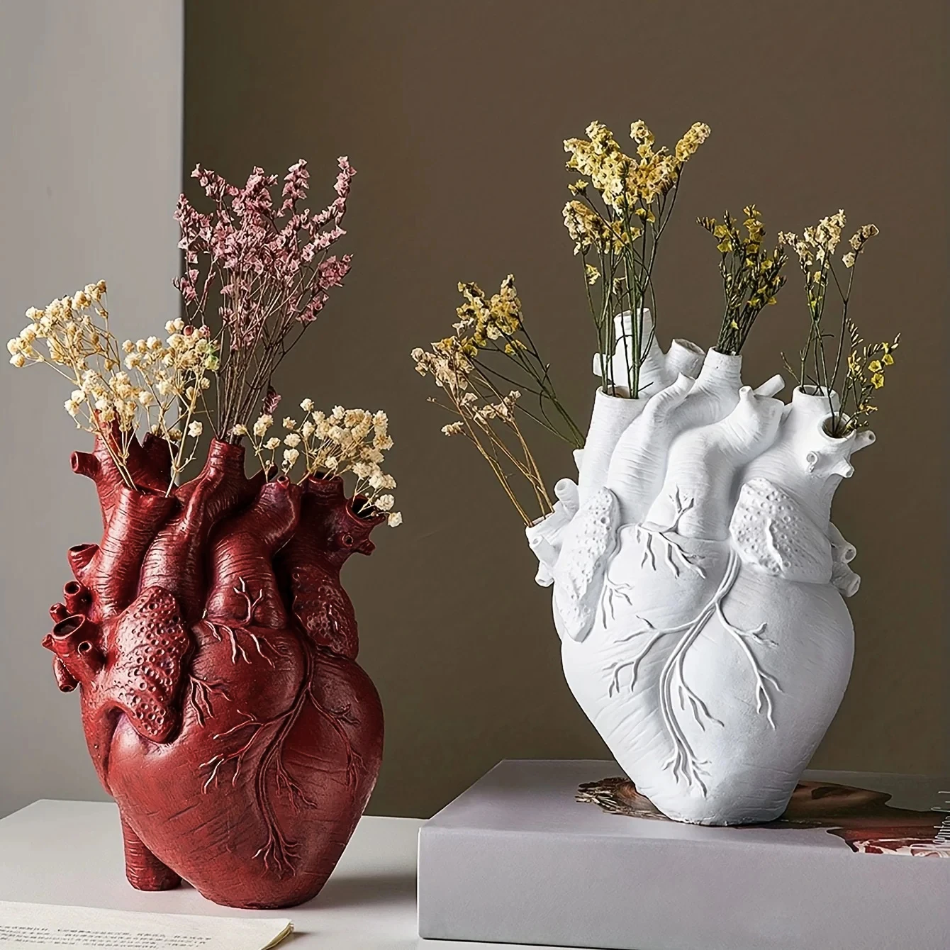 Heart-Shaped Resin Vase for Stunning Floral Displays