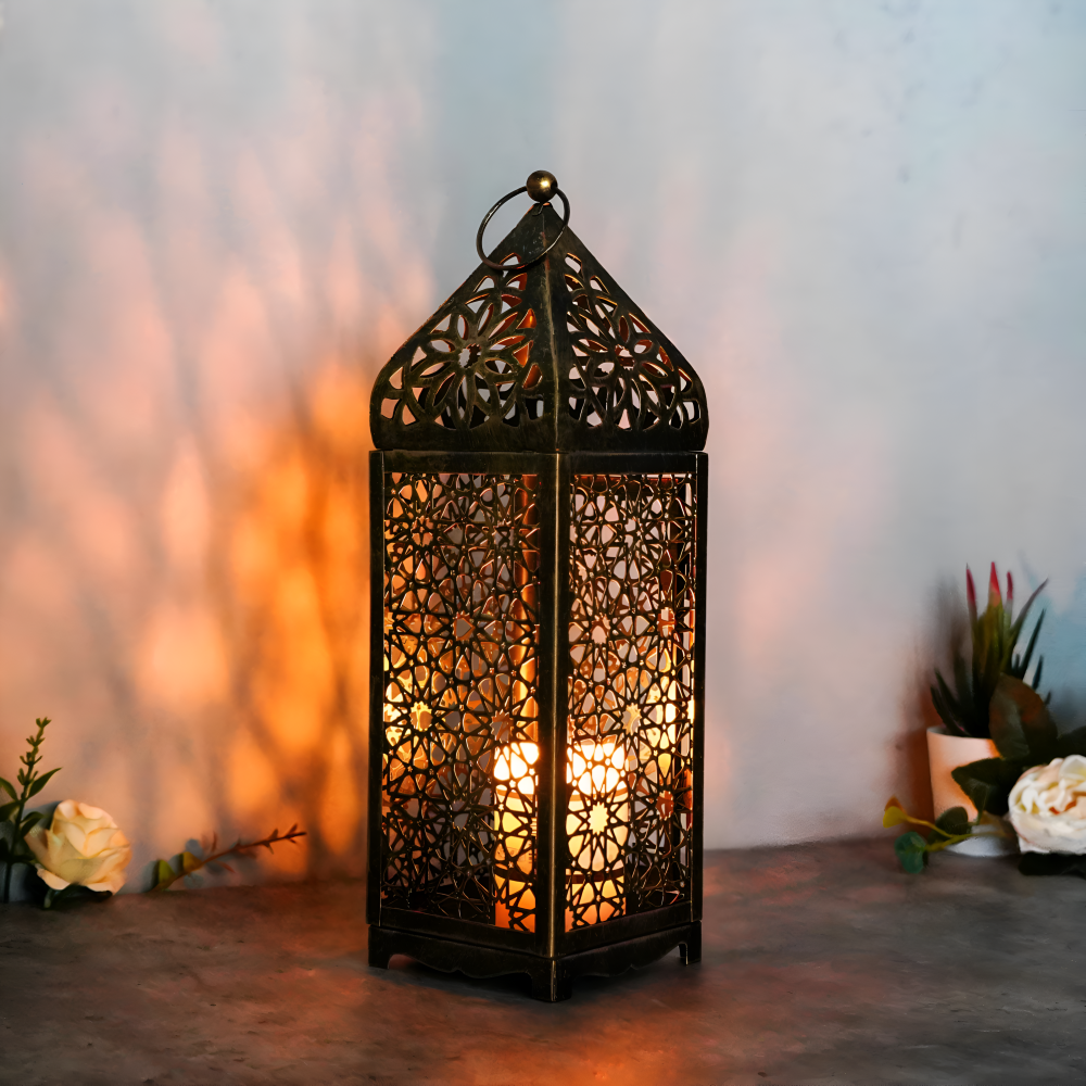 Elegant Metal Lantern for Candle Display - Indoor & Outdoor