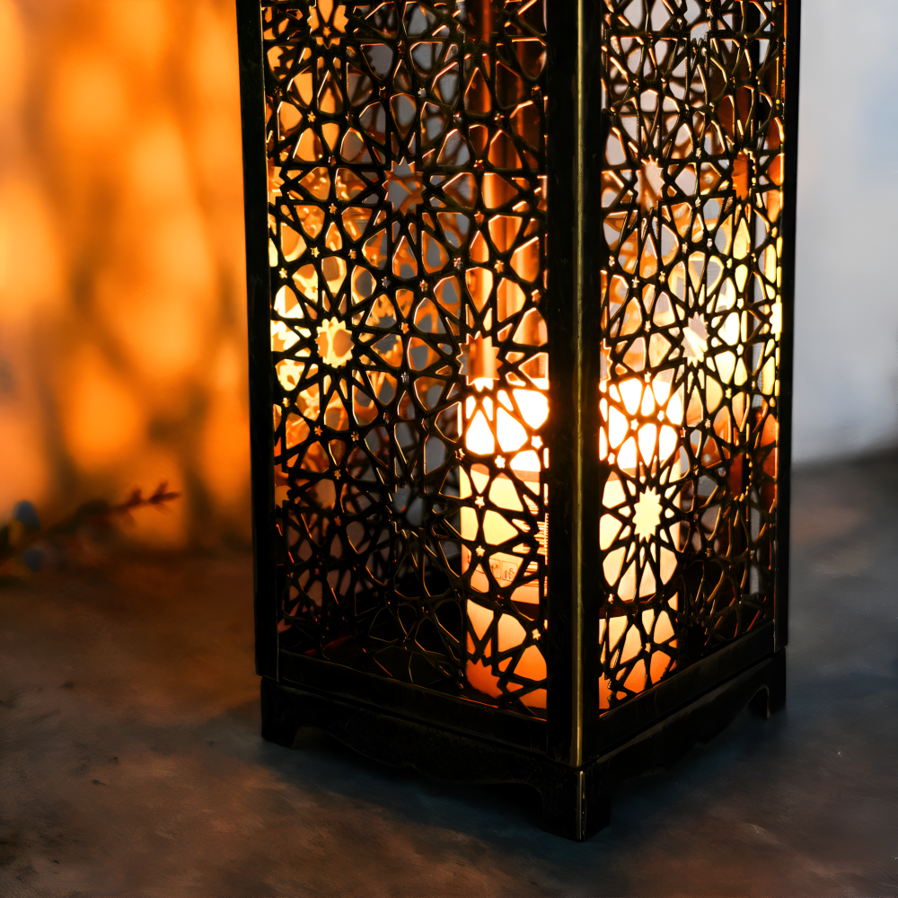 Elegant Metal Lantern for Candle Display - Indoor & Outdoor