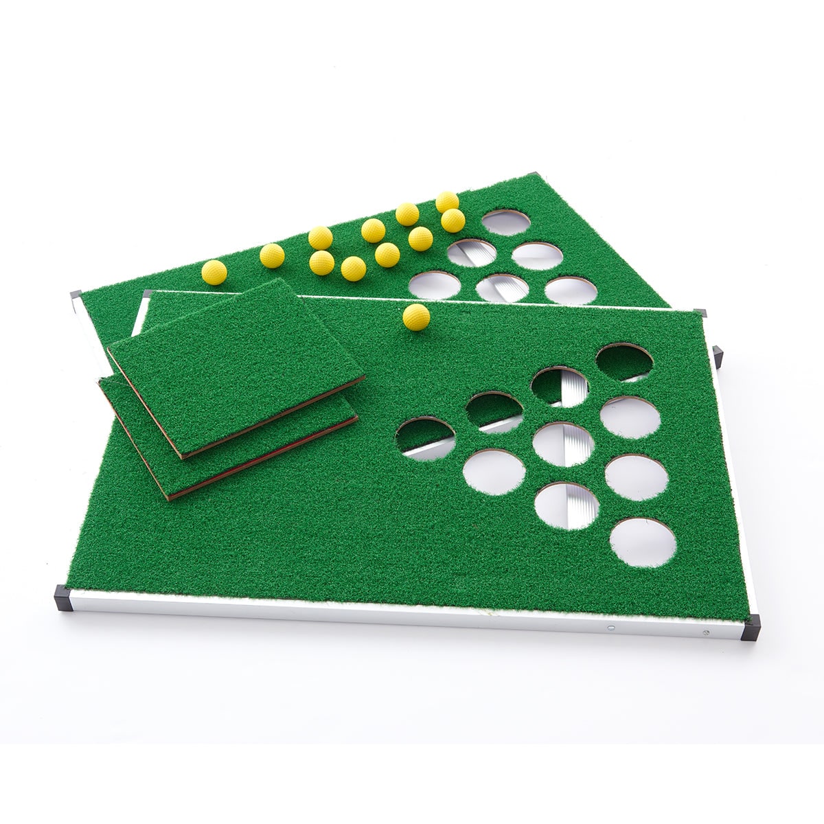 All-in-One Outdoor Game Set: Golf, Cornhole & Beer Pong