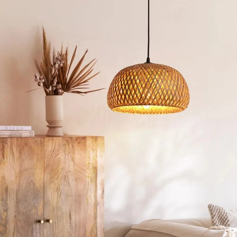 Adjustable Handwoven Bamboo Pendant Light for Elegant Spaces