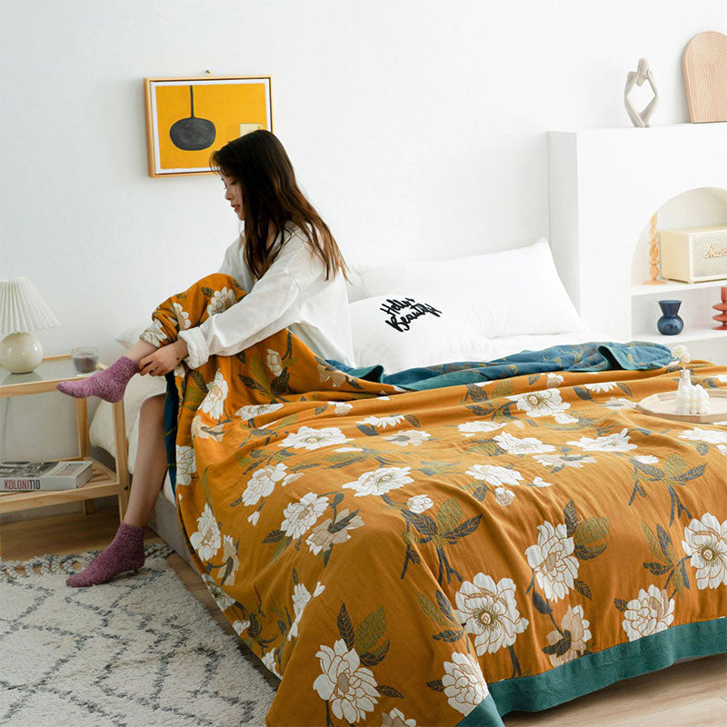Chic Floral Reversible Quilt | Soft Cotton Comfort for All Seasons