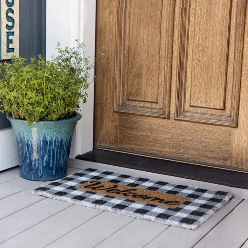 Chic Welcome Mat with Classic Checkered Design