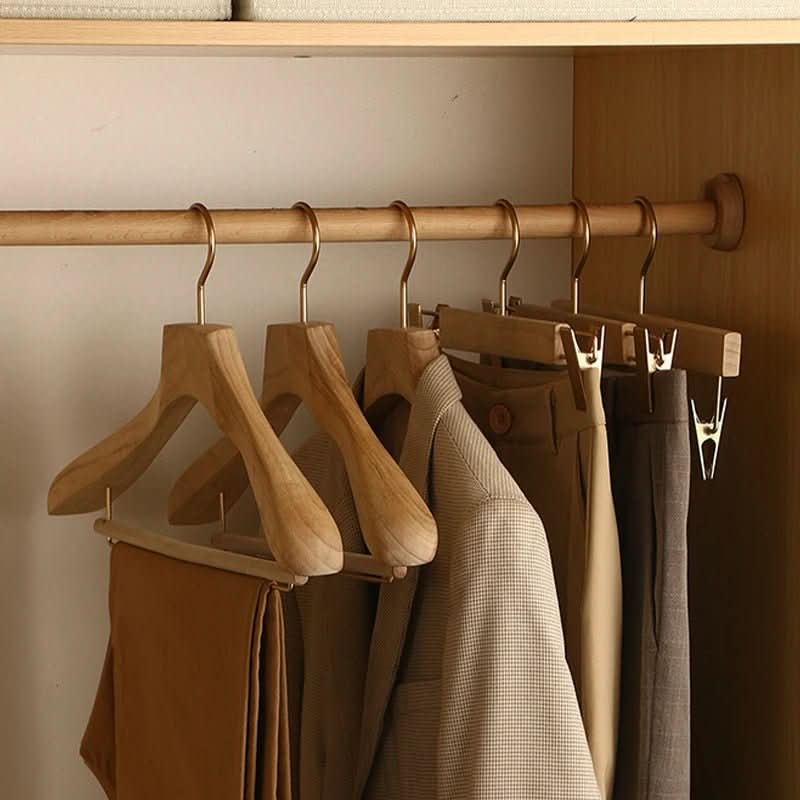 Elegant Wooden Hangers for Perfect Wardrobe Organization