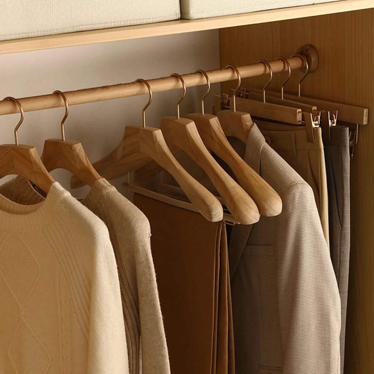Elegant Wooden Hangers for Perfect Wardrobe Organization