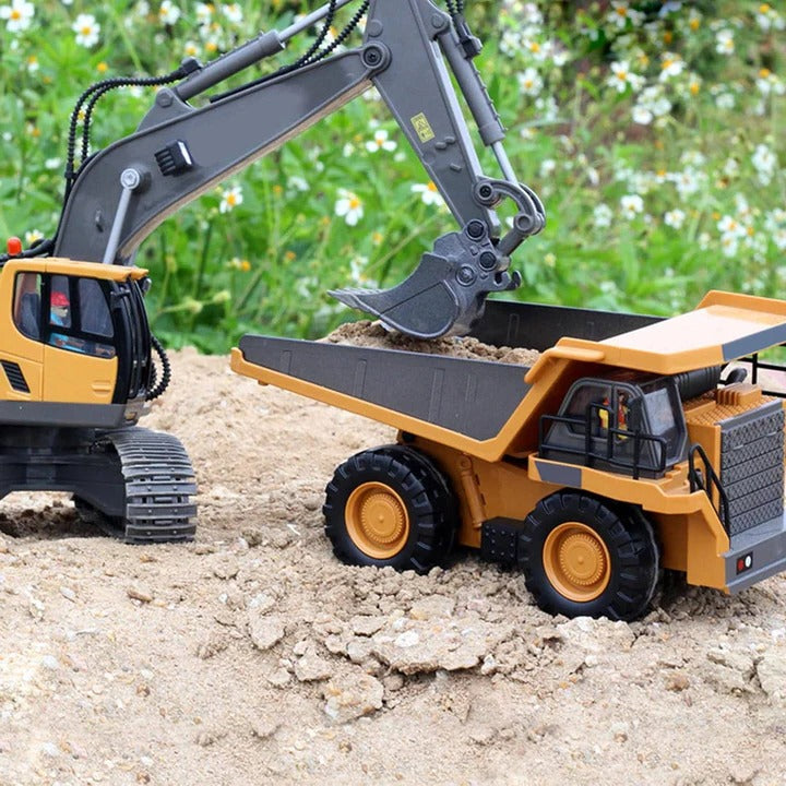 Rugged Terrain Remote-Controlled Excavator | Realistic Digging Action
