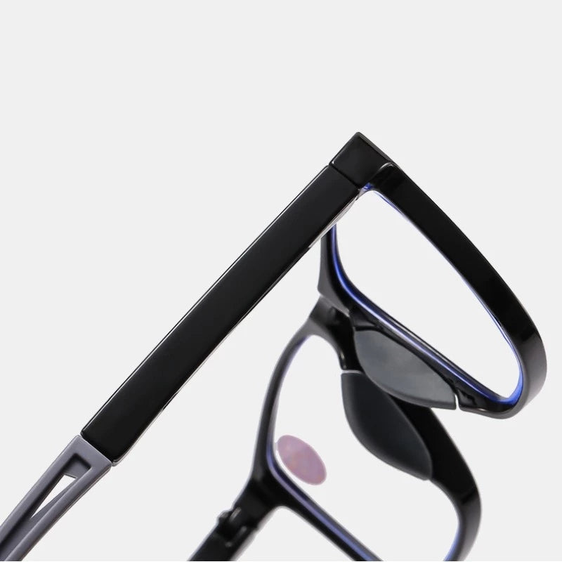 Blue Light Glasses Ultra-Light Titanium Frame Scratch-Resistant Lenses