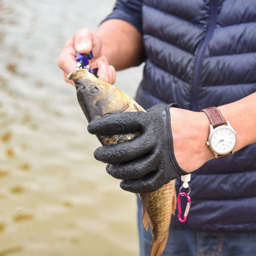 Camping Glove Non-Slip & Cut-Resistant Waterproof Magnetic Hook
