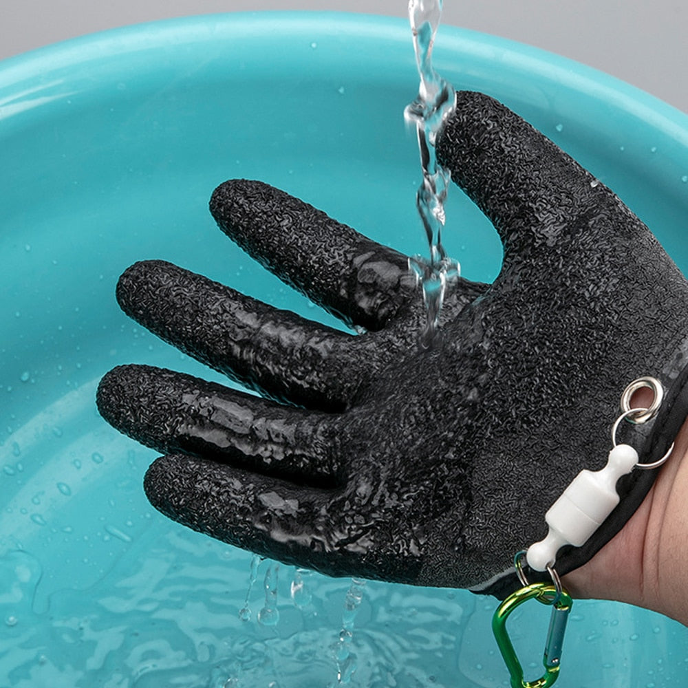 Camping Glove Non-Slip & Cut-Resistant Waterproof Magnetic Hook