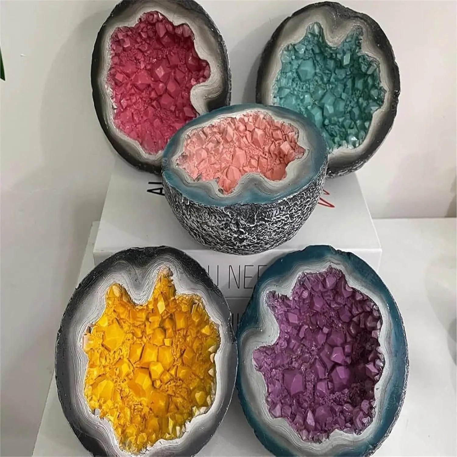 Candle Handcrafted Resin Gemstone Long-Lasting