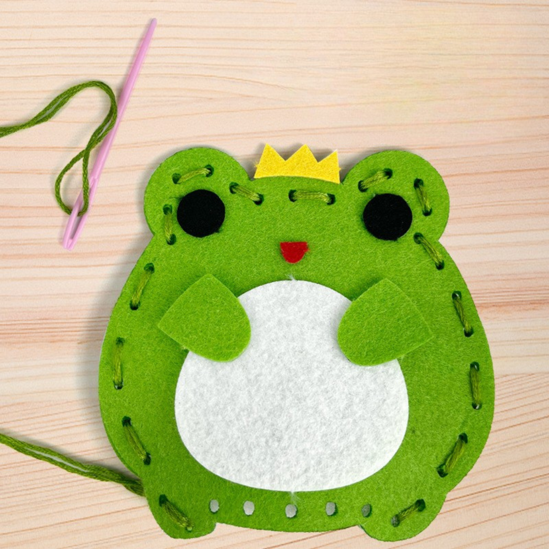 Children's Sewing Kit Felt Animals & Blunt Needles