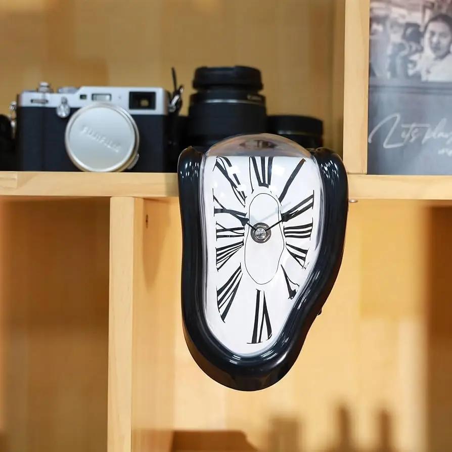 Desk Clock Surreal Melting Design Quartz Movement