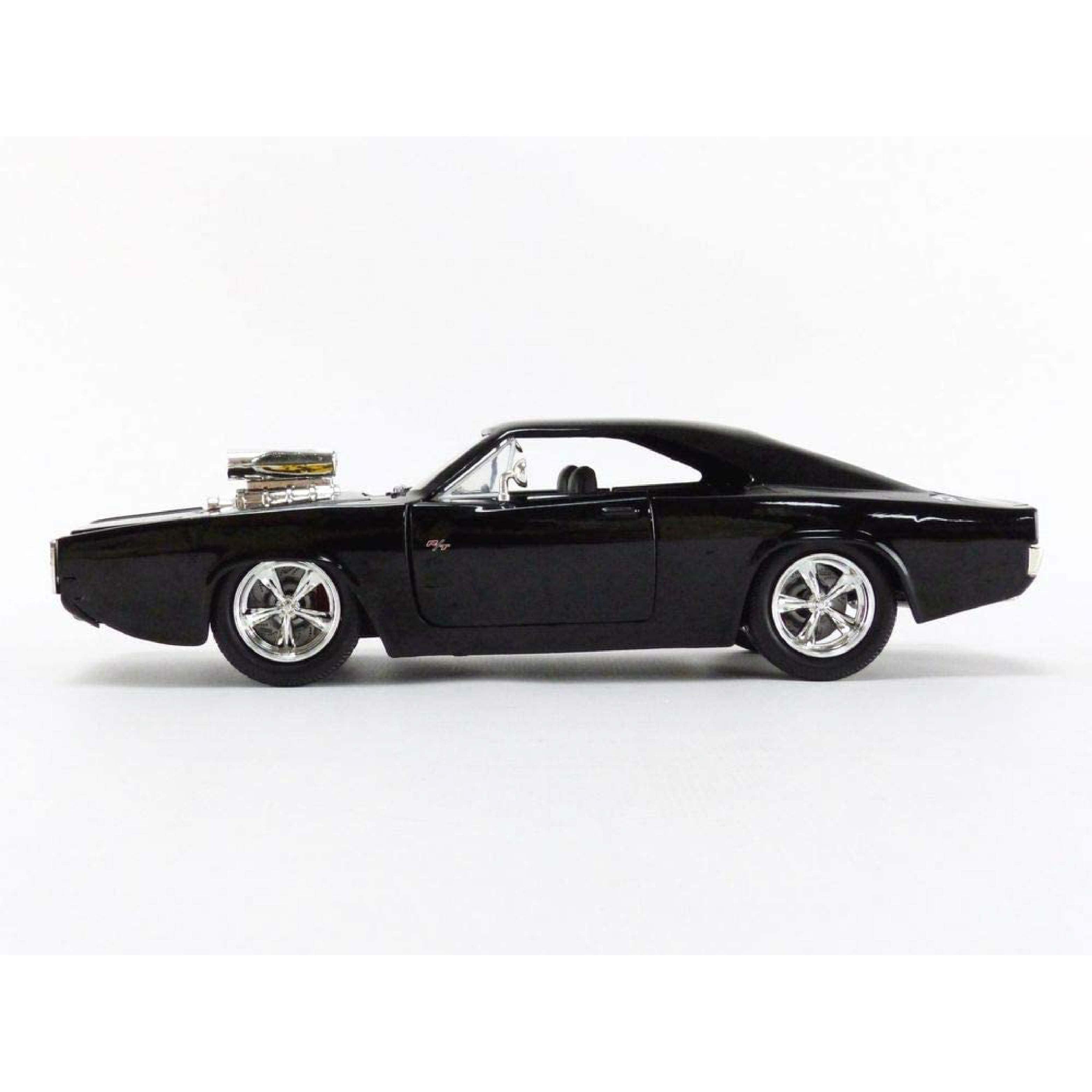 Die-Cast Model Car 1:32 Scale Opening Hood & Doors
