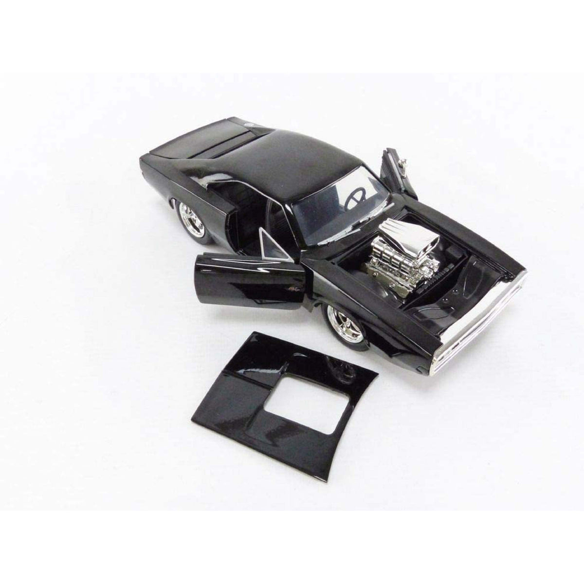 Die-Cast Model Car 1:32 Scale Opening Hood & Doors