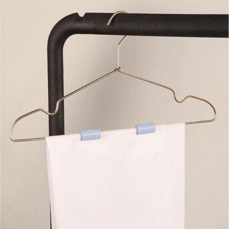 Duvet Clips Double-Locking No-Hole Protects Delicate Fabrics