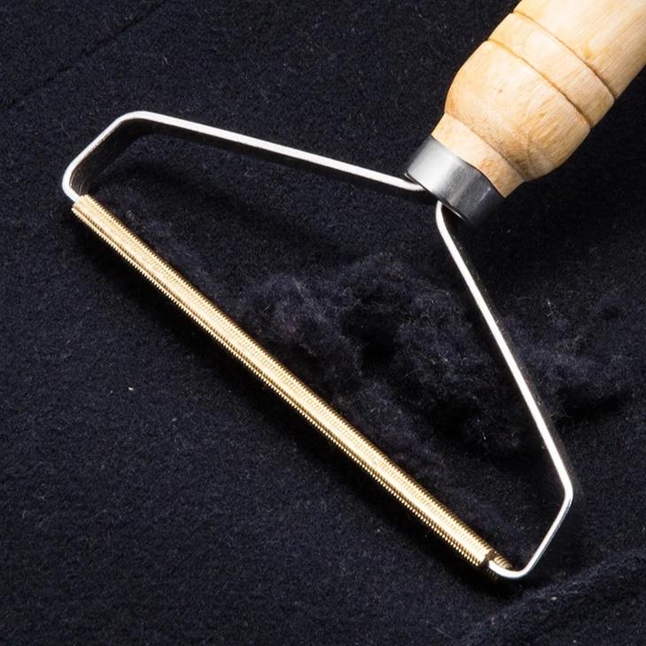 Fabric Shaver Wooden Handle & Copper Blade Battery-Free